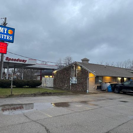 Economy Inn & Suites アシュタビューラ エクステリア 写真