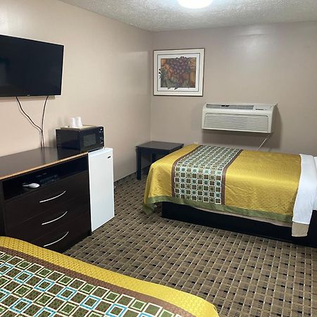 Economy Inn & Suites アシュタビューラ エクステリア 写真