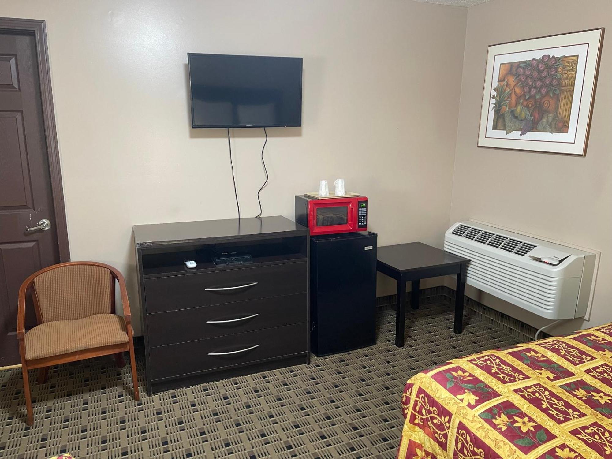 Economy Inn & Suites アシュタビューラ エクステリア 写真