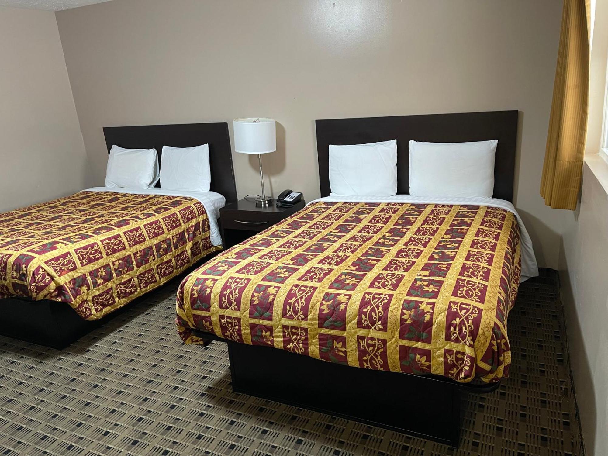 Economy Inn & Suites アシュタビューラ エクステリア 写真