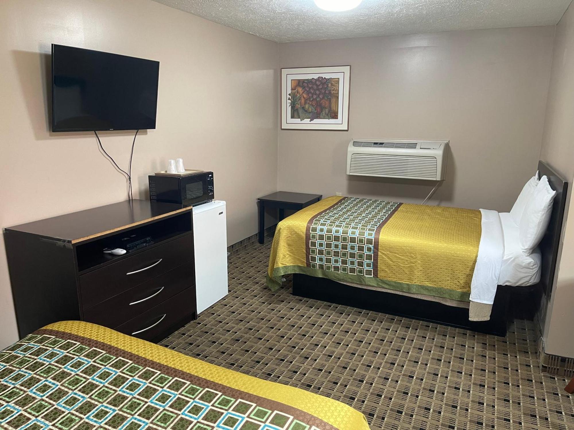 Economy Inn & Suites アシュタビューラ エクステリア 写真